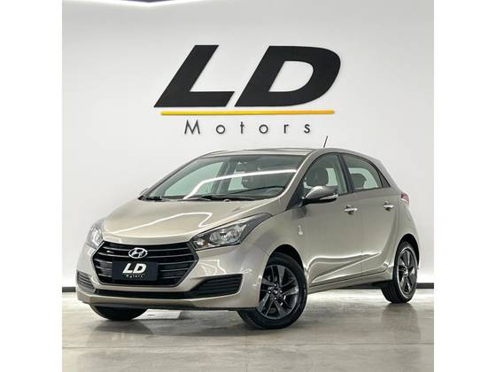 HYUNDAI HB20 1.0 COMFORT 12V FLEX 4P MANUAL HYUNDAI HB20 1.0 COMFORT 12V FLEX 4P MANUAL